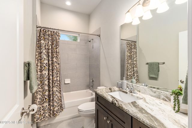 16774 NW 167TH Street, Alachua, FL 32615