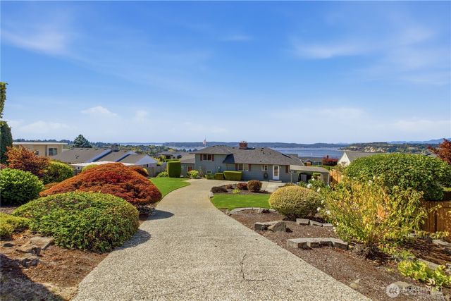 1245 S Fernside Drive, Tacoma, WA 98465