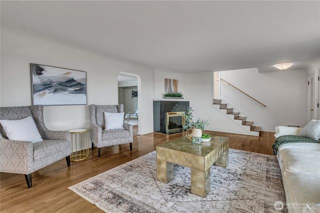 1245 S Fernside Drive, Tacoma, WA 98465