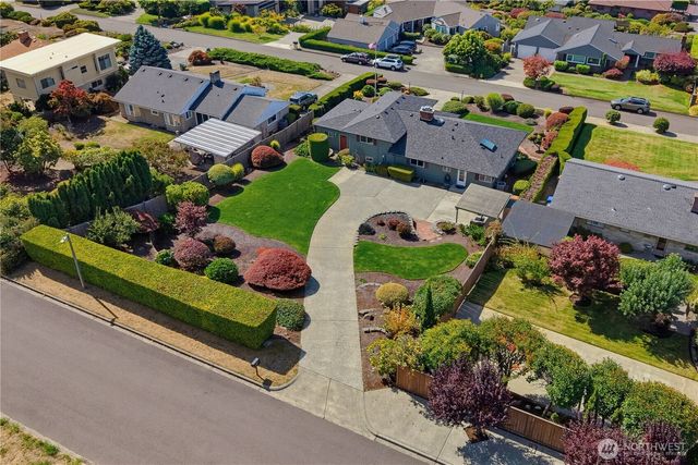 1245 S Fernside Drive, Tacoma, WA 98465