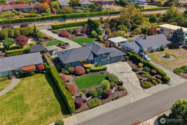 1245 S Fernside Drive, Tacoma, WA 98465