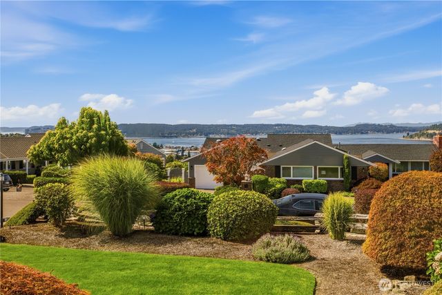 1245 S Fernside Drive, Tacoma, WA 98465