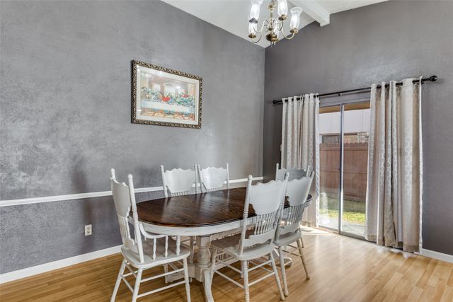 2110 Burrows Trail, Grand Prairie, TX 75052