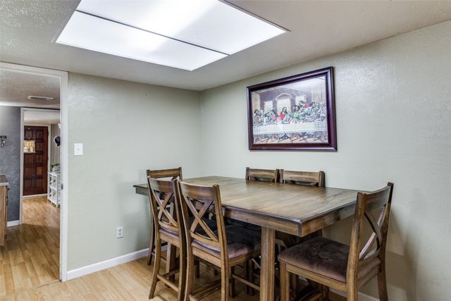 2110 Burrows Trail, Grand Prairie, TX 75052