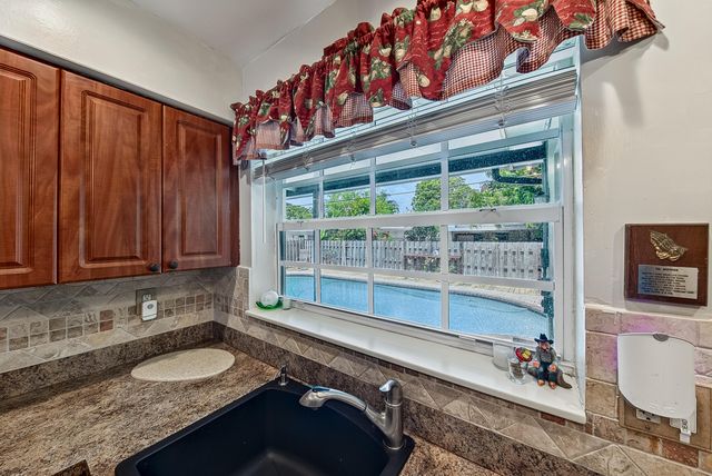 1131 SW 3rd Terrace, Pompano Beach, FL 33060