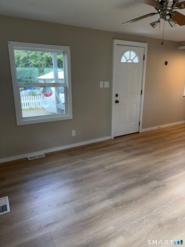 133 West Main Street TRLR A9, Clinton, CT 06413