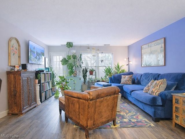 658 2nd Street 4, Fairport Harbor, OH 44077