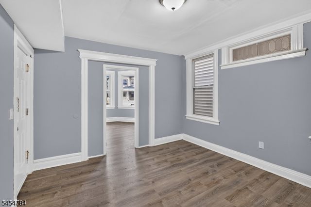529 S Clinton St, East Orange City, NJ 07018