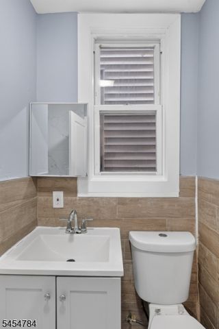 529 S Clinton St, East Orange City, NJ 07018
