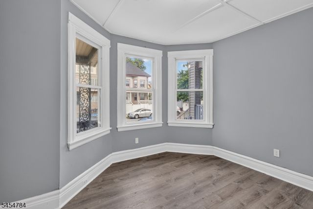 529 S Clinton St, East Orange City, NJ 07018