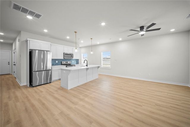 1701 Cuppett Circle, Pea Ridge, AR 72751