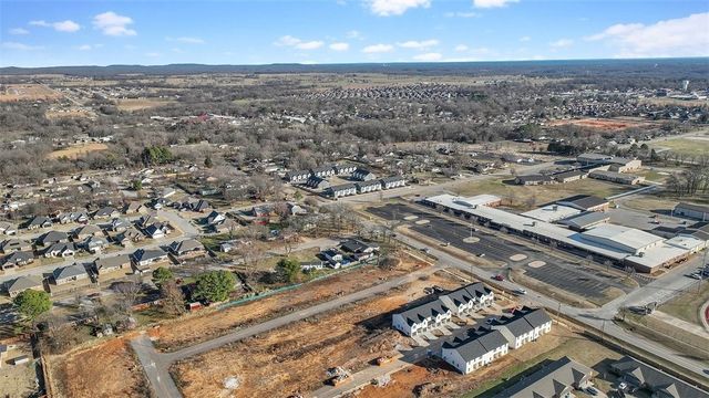 1701 Cuppett Circle, Pea Ridge, AR 72751