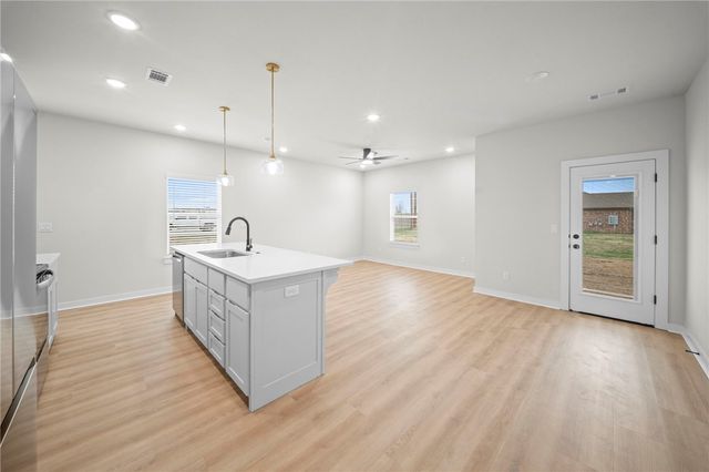 1701 Cuppett Circle, Pea Ridge, AR 72751