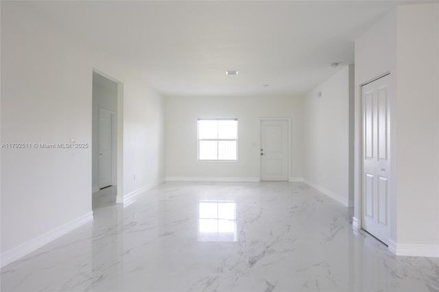 21040 SW 127th Pl, Miami, FL 33177