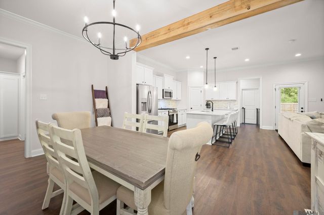 33945 Highridge Ave, Denham Springs, LA 70706