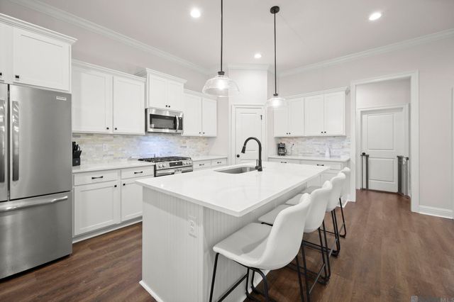 33945 Highridge Ave, Denham Springs, LA 70706