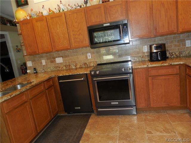 9790 N LATHYRUS Terrace, Citrus Springs, FL 34433