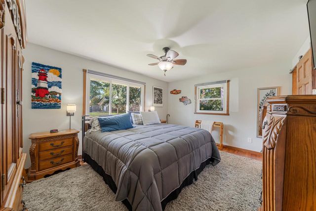 850 BAVARIAN COURT, Oshkosh, WI 54901