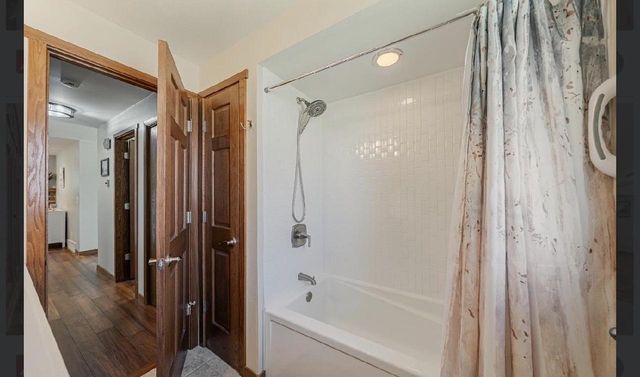 850 BAVARIAN COURT, Oshkosh, WI 54901
