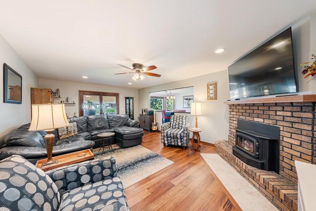 850 BAVARIAN COURT, Oshkosh, WI 54901