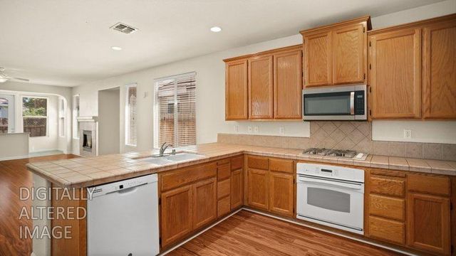 6044 Bridgecross Dr, Sacramento, CA 95835