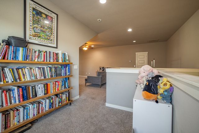 4746 W Canyon Run Drive, Fayetteville, AR 72704