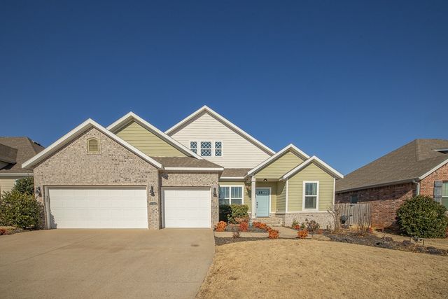 4746 W Canyon Run Drive, Fayetteville, AR 72704