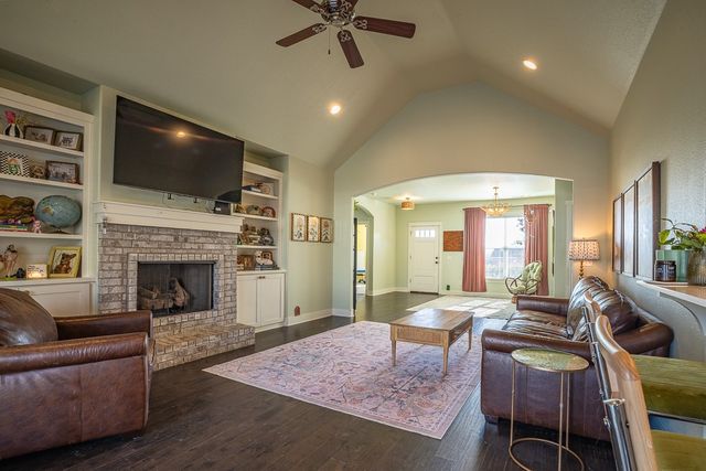 4746 W Canyon Run Drive, Fayetteville, AR 72704