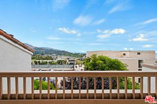 23908 De Ville Way A, Malibu, CA 90265
