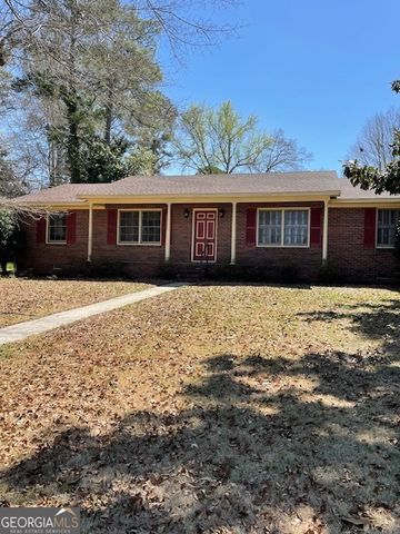 825 McCurdy Boulevard, Manchester, GA 31816