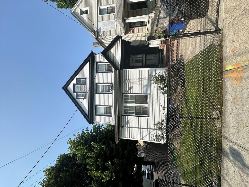 10650 Waltham Street, Jamaica, NY 11435