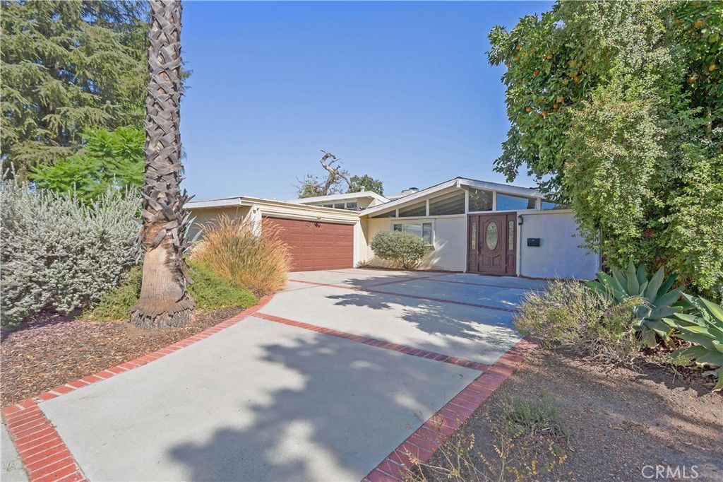 19841 Hamlin Street, Woodland Hills, CA 91367 — photo 2