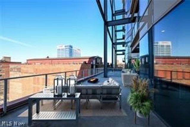 701 W Lakeside Avenue 608, Cleveland, OH 44113