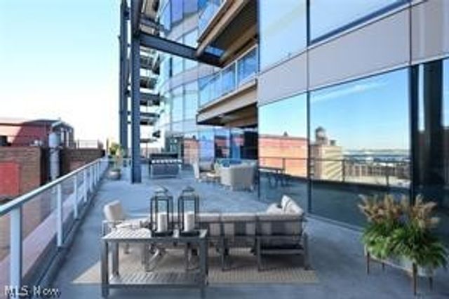 701 W Lakeside Avenue 608, Cleveland, OH 44113
