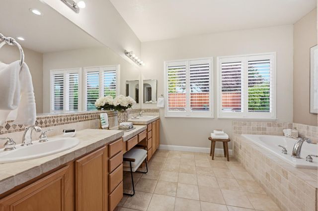 9320 Eagle Springs Pl, Roseville, CA 95747