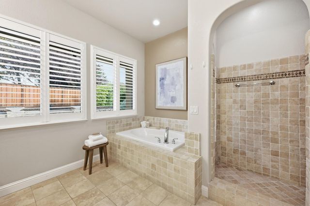 9320 Eagle Springs Pl, Roseville, CA 95747