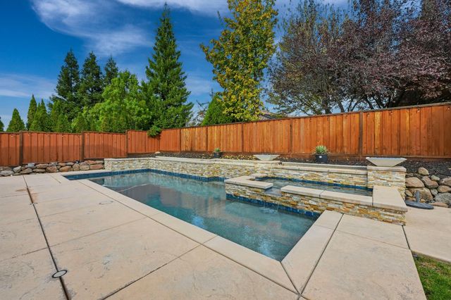 9320 Eagle Springs Pl, Roseville, CA 95747