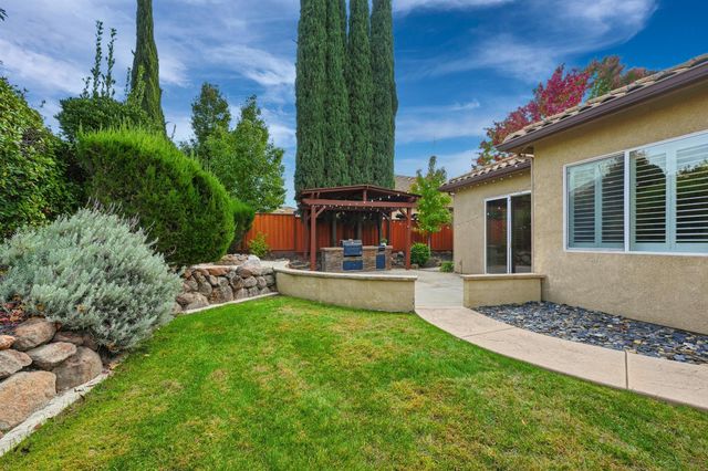 9320 Eagle Springs Pl, Roseville, CA 95747