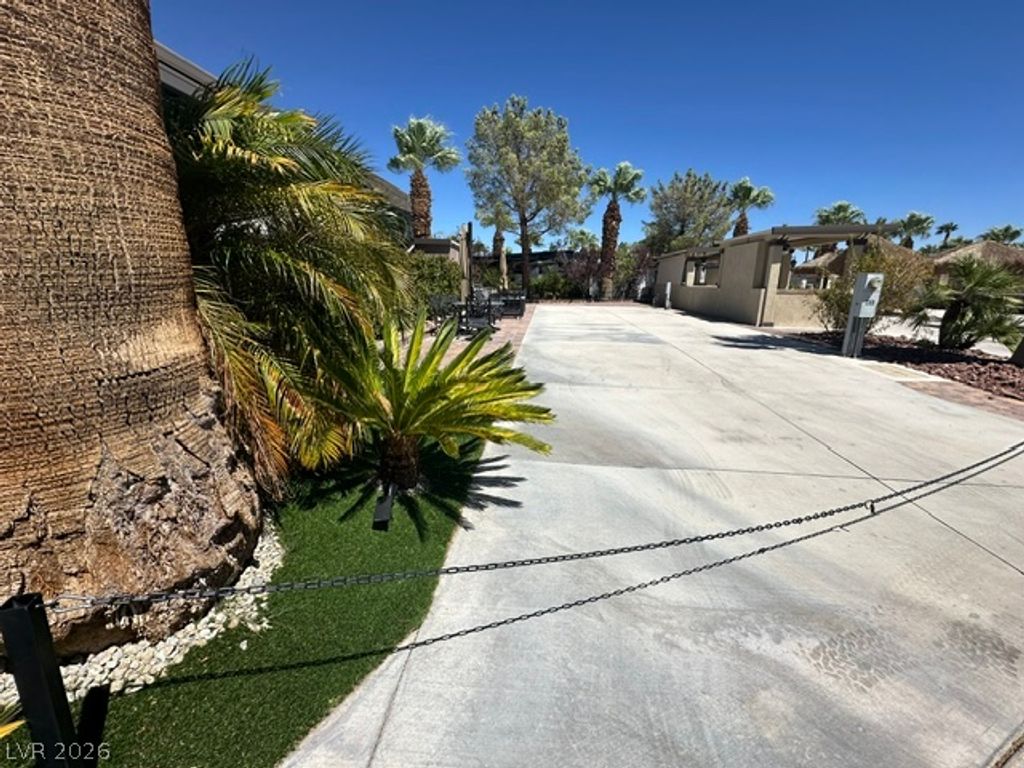 8175 Arville Street 289, Las Vegas, NV 89139 — photo 2
