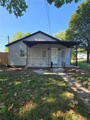 1015 Hillcrest Avenue, Springfield, OH 45504