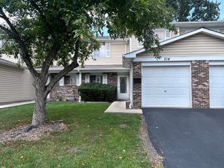 514 Alton Court, Carol Stream, IL 60188