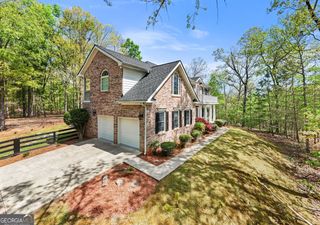 302 Cove Lake Drive, Marble Hill, GA 30148
