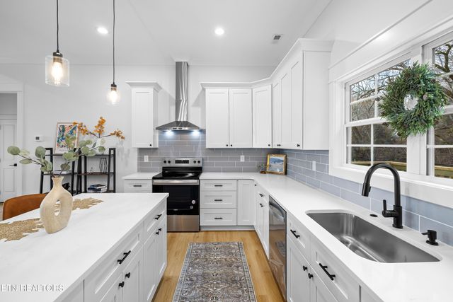 6903 Elna Marie Drive, Knoxville, TN 37924