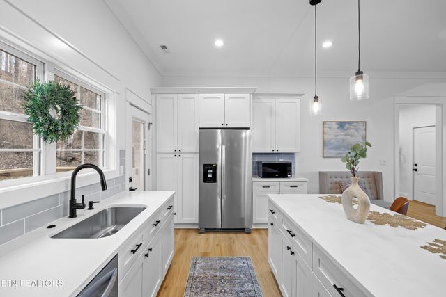 6903 Elna Marie Drive, Knoxville, TN 37924