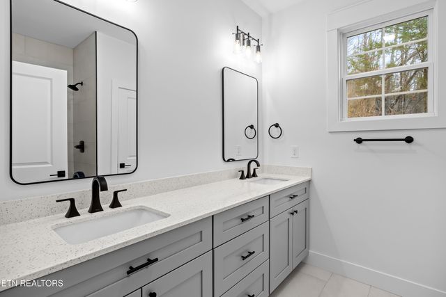 6903 Elna Marie Drive, Knoxville, TN 37924