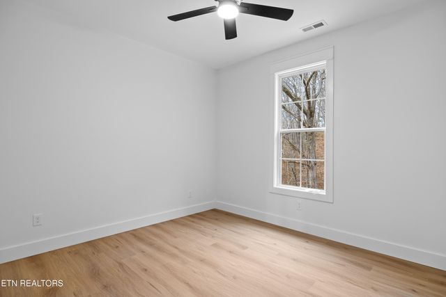 6903 Elna Marie Drive, Knoxville, TN 37924