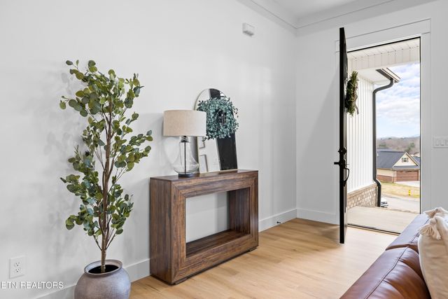 6903 Elna Marie Drive, Knoxville, TN 37924