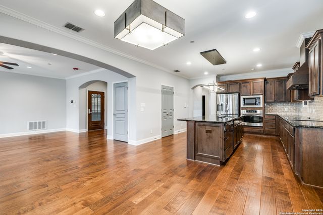 127 Burr Rd Unit 1, San Antonio, TX 78209