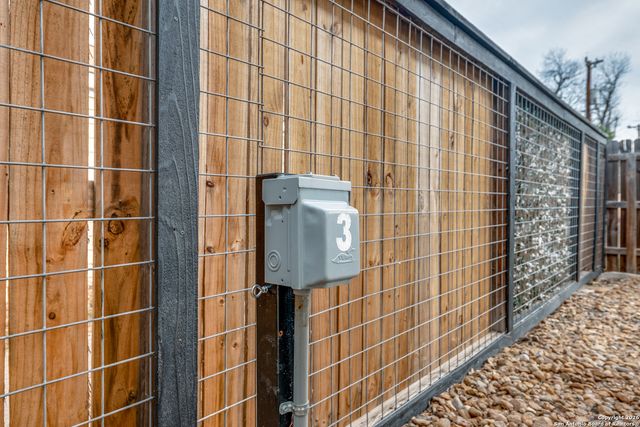 127 Burr Rd Unit 1, San Antonio, TX 78209