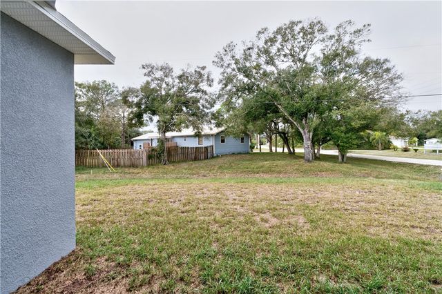 8685 101st Court, Vero Beach, FL 32967